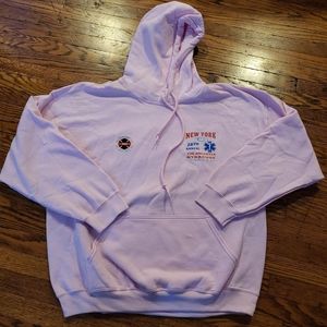 Gildan Pink Crewneck Hoodie with New York Graphic